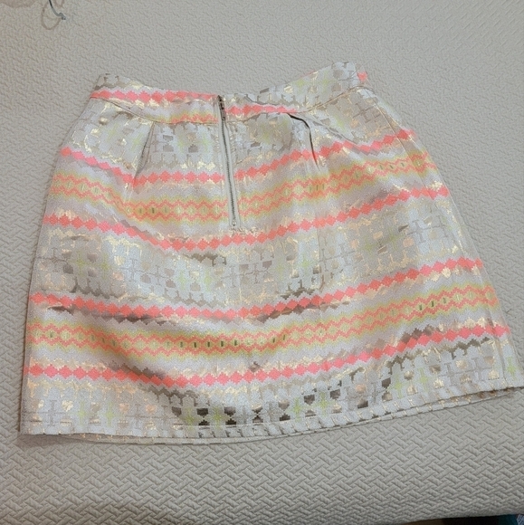 Jun & Ivy pleated Metallic gold & bright coral Skirt Size Medium - Picture 11 of 16